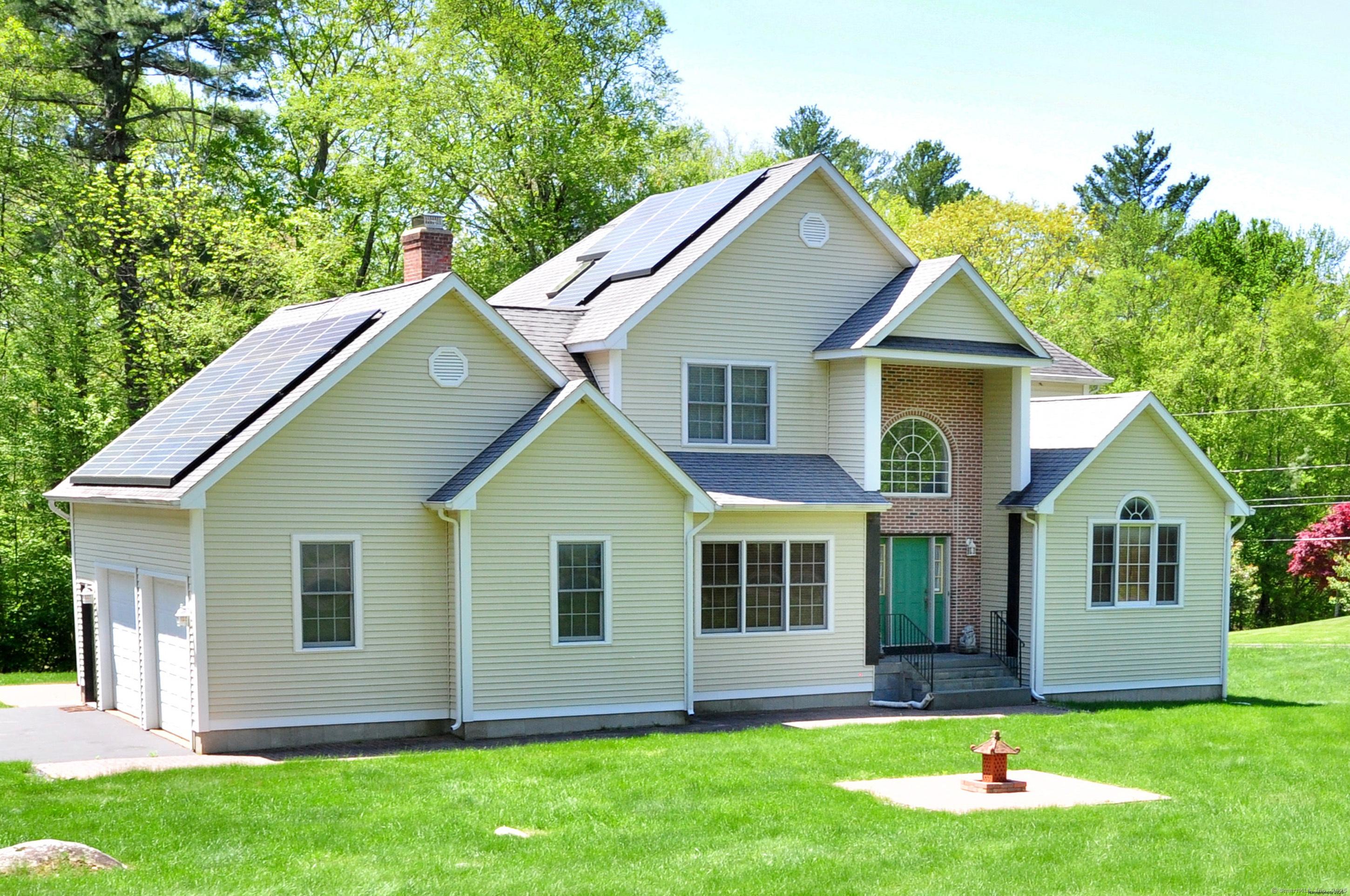 Tolland, Connecticut, 06084, United States, 3 Bedrooms Bedrooms, ,3 BathroomsBathrooms,Residential,For Sale,1937820