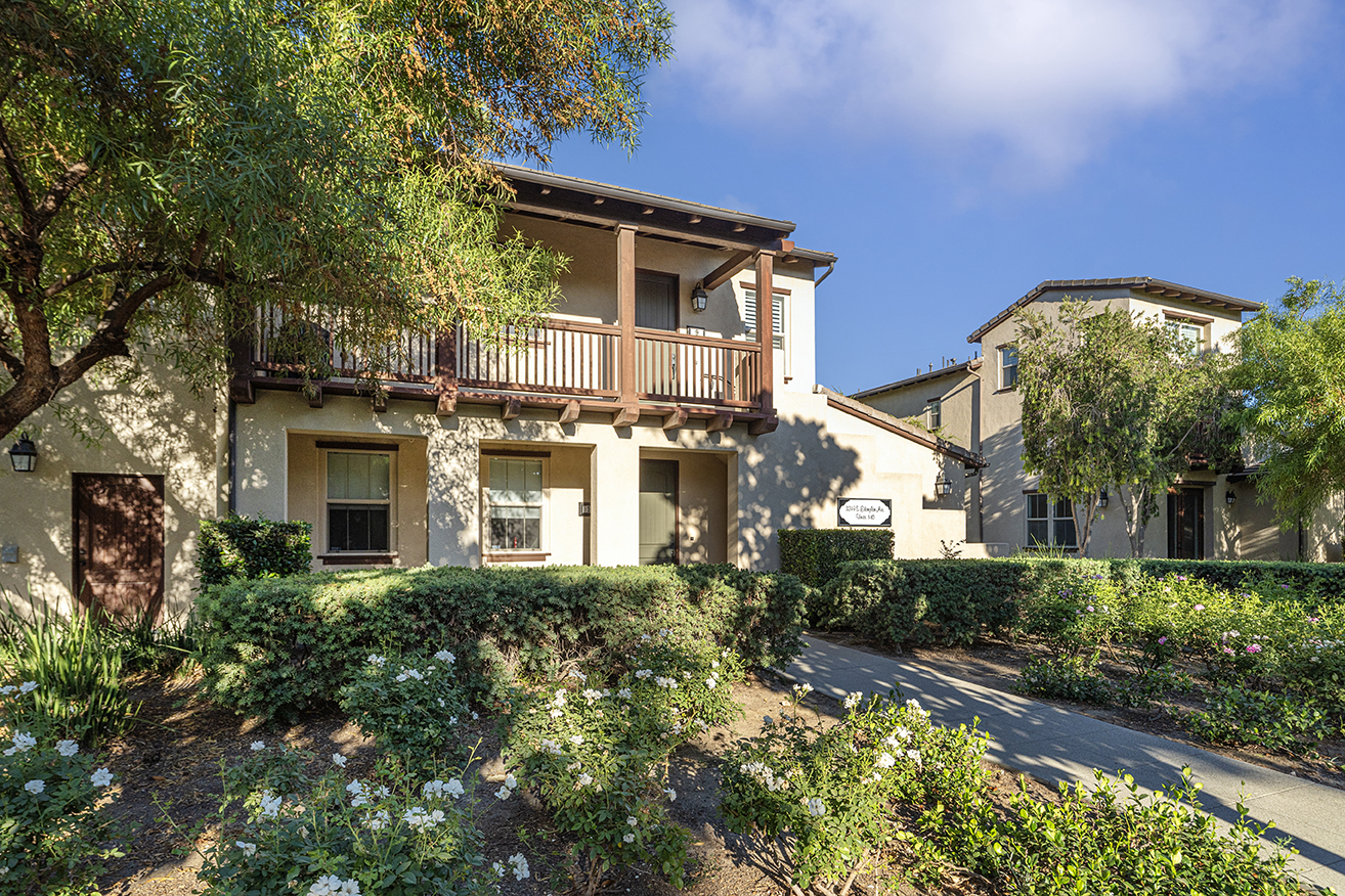 Ontario, California, 91761, United States, 2 Bedrooms Bedrooms, ,2 BathroomsBathrooms,Residential,For Sale,1928466