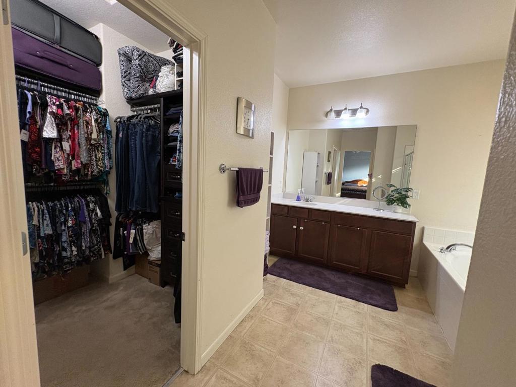 Gilroy, California, 95020, United States, 3 Bedrooms Bedrooms, ,3 BathroomsBathrooms,Residential,For Sale,1825203