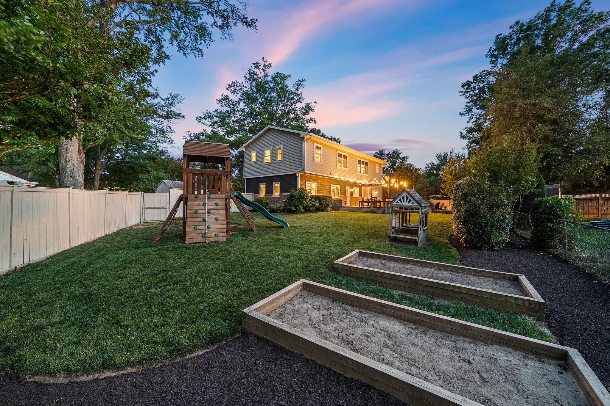  2010 Clark Place, Alexandria, VA, 22308 - 物件實景