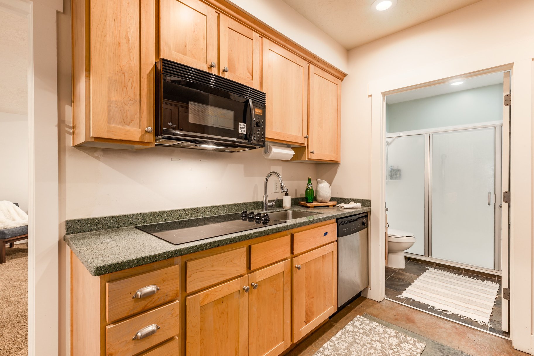  rocklin retreat where  majestic mountains meets city views - 物件實景