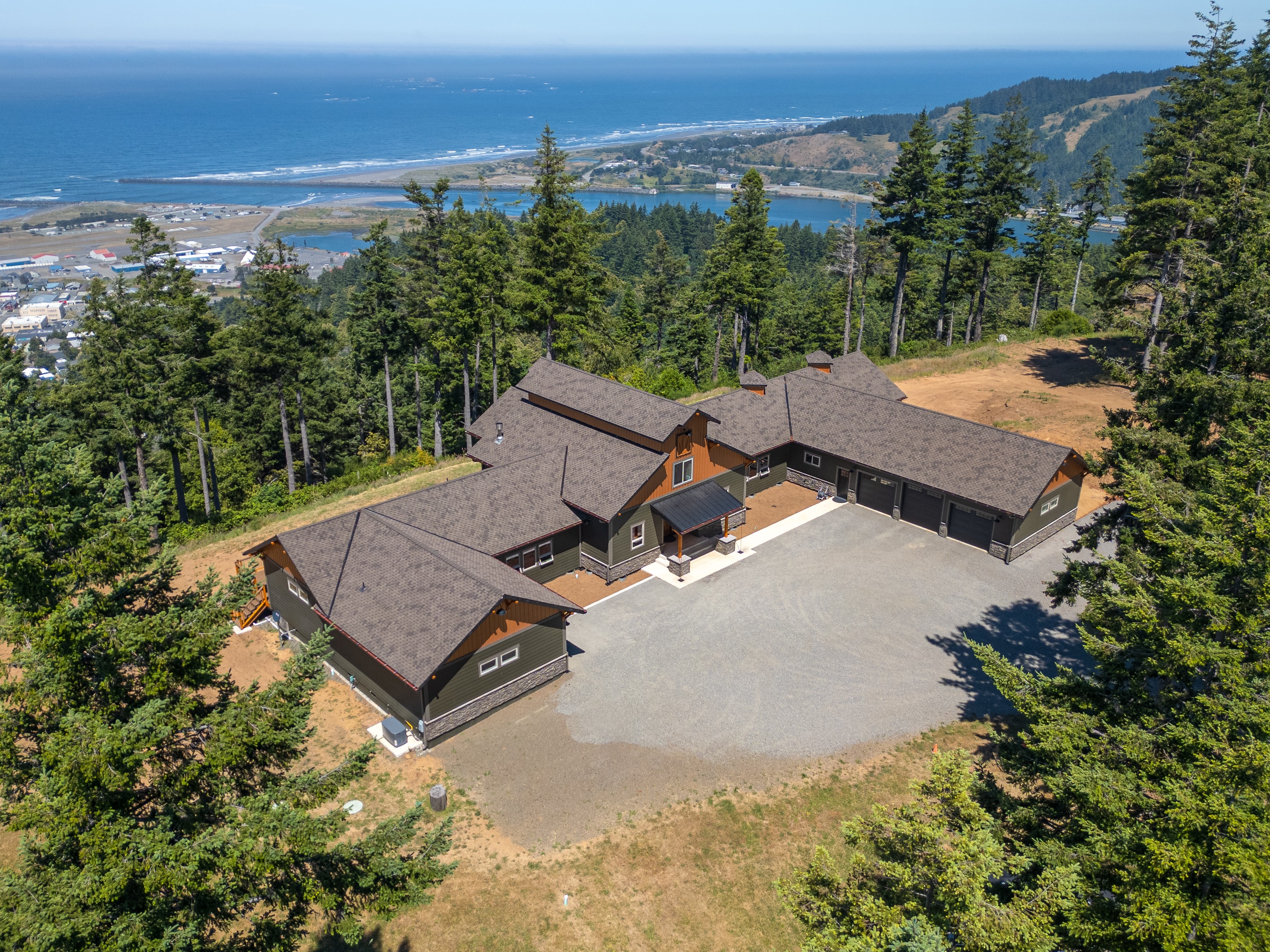  Majestic Ocean & Rogue River Views on 80 Acres - 物件實景