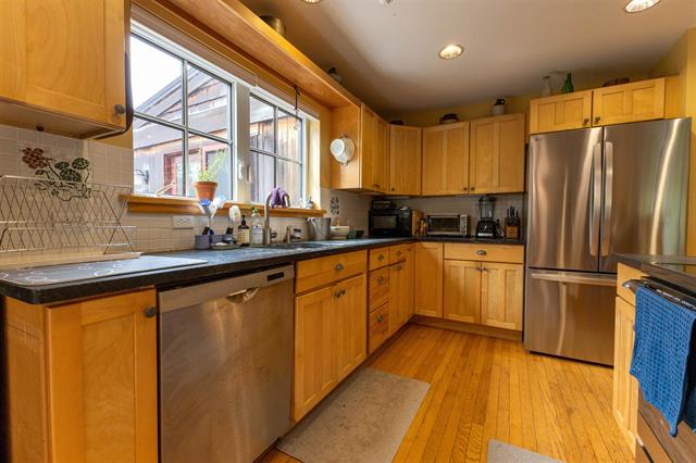 Peterborough, New Hampshire, 03458, United States, 4 Bedrooms Bedrooms, ,1 BathroomBathrooms,Residential,For Sale,1974212