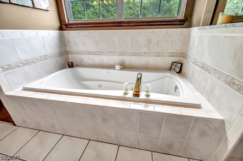 Brick Twp., New Jersey, 08723, United States, 3 Bedrooms Bedrooms, ,3 BathroomsBathrooms,Residential,For Sale,1940310