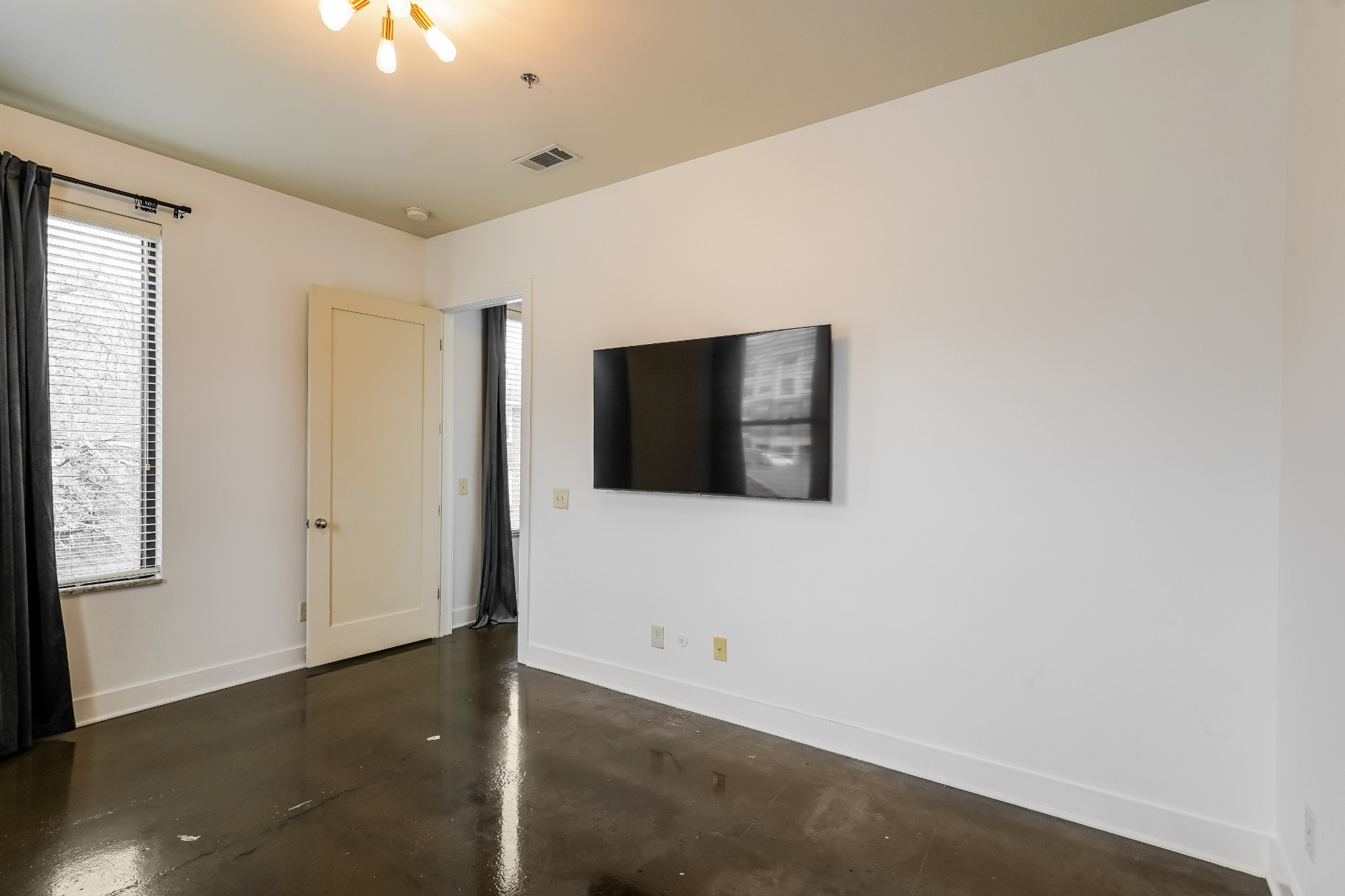  210 30th Ave N #201, Nashville, TN, 37203 - 物件實景
