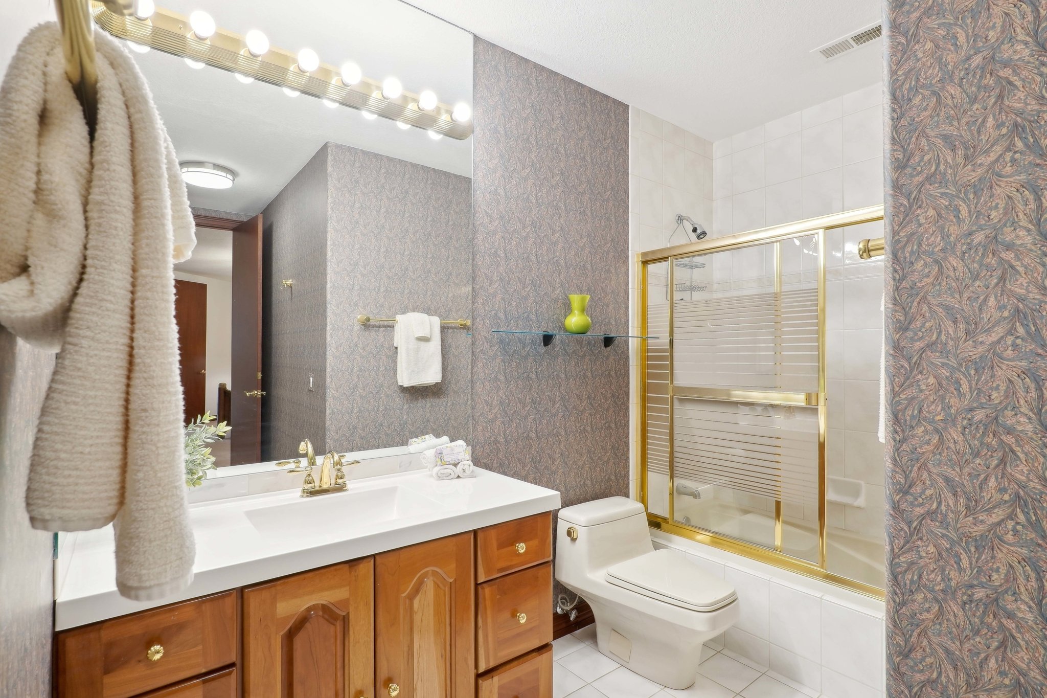 Cherry Hills Village, Colorado, 80111, United States, 5 Bedrooms Bedrooms, ,6 BathroomsBathrooms,Residential,For Sale,1798264