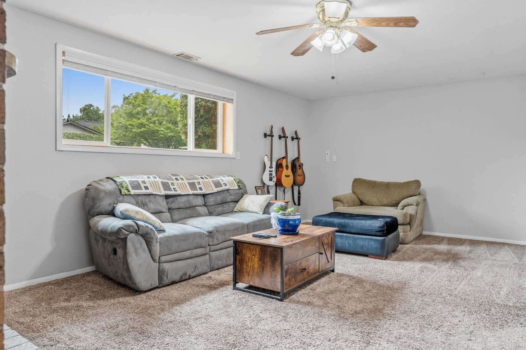  3343 SE DESWELL ST Milwaukie, OR 97267 - 物件實景