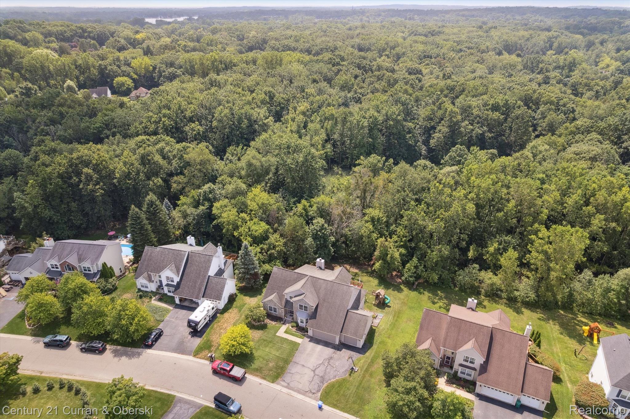 Commerce Charter Township, Michigan, 48382, United States, 4 Bedrooms Bedrooms, ,4 BathroomsBathrooms,Residential,For Sale,1916124