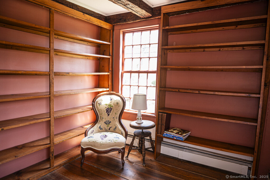 Clinton, Connecticut, 06413, United States, 4 Bedrooms Bedrooms, ,2 BathroomsBathrooms,Residential,For Sale,1998162