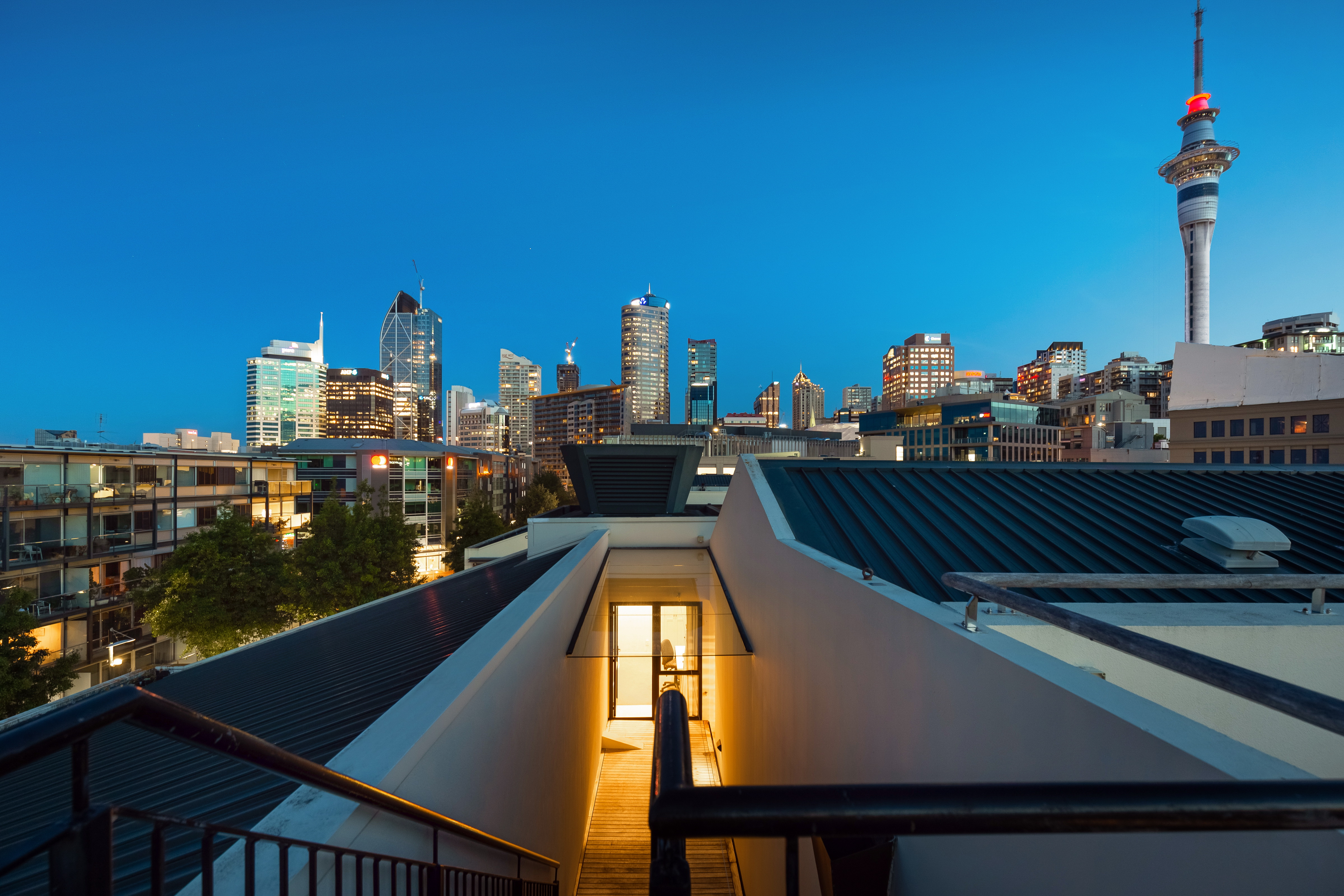  Penthouse with Rooftop Terrace - 物件實景