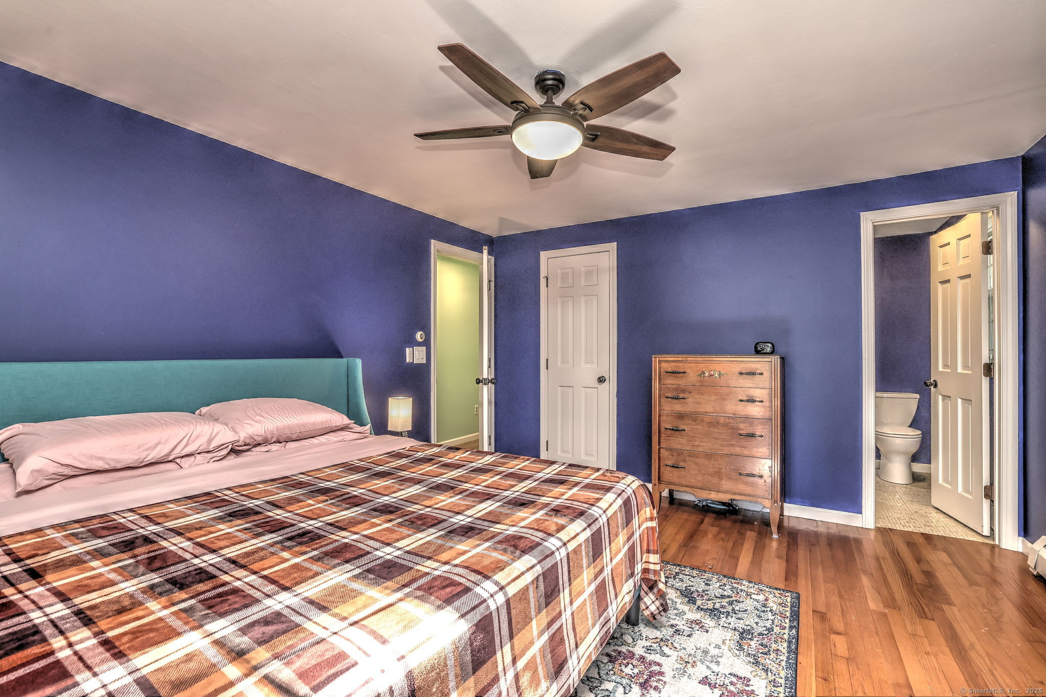 Guilford, Connecticut, 06437, United States, 4 Bedrooms Bedrooms, ,3 BathroomsBathrooms,Residential,For Sale,1955104