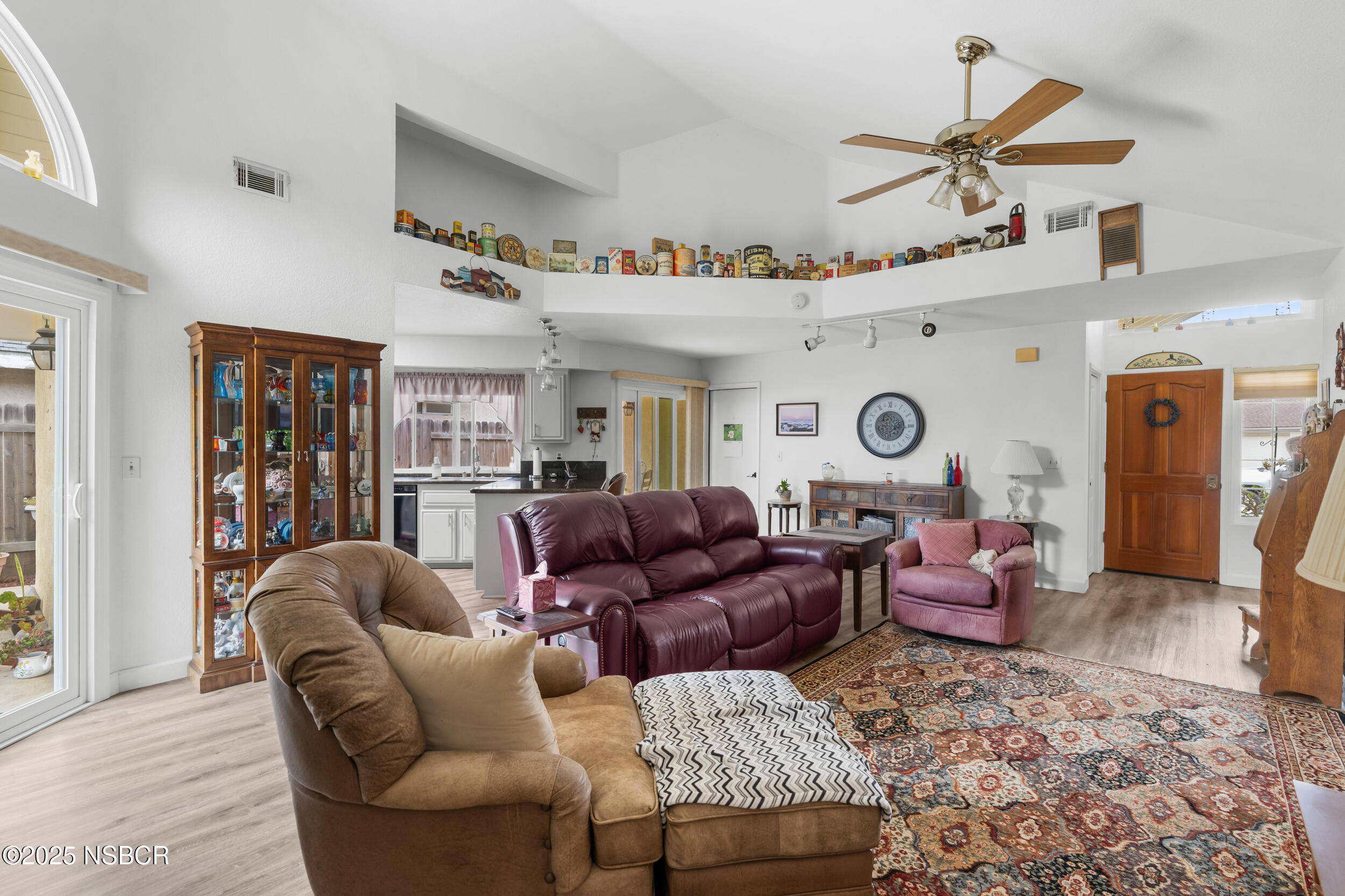 Santa Maria, California, 93455, United States, 3 Bedrooms Bedrooms, ,2 BathroomsBathrooms,Residential,For Sale,1974845