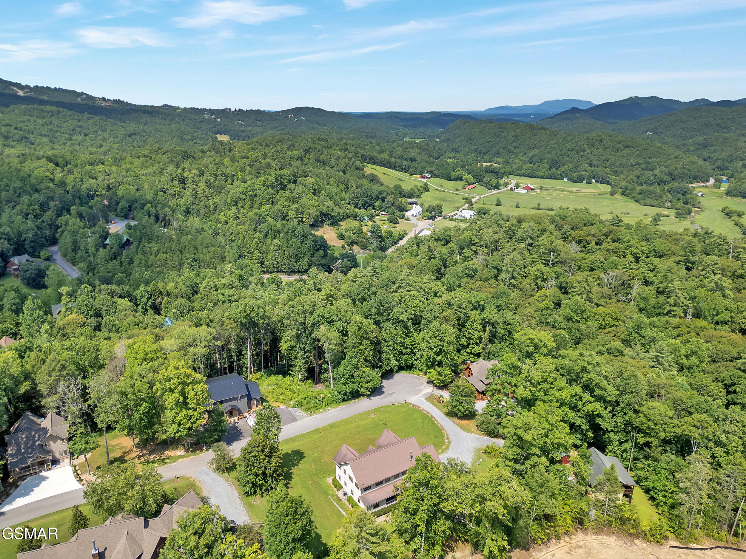 Sevierville, Tennessee, 37862, United States, 3 Bedrooms Bedrooms, ,3 BathroomsBathrooms,Residential,For Sale,1978945