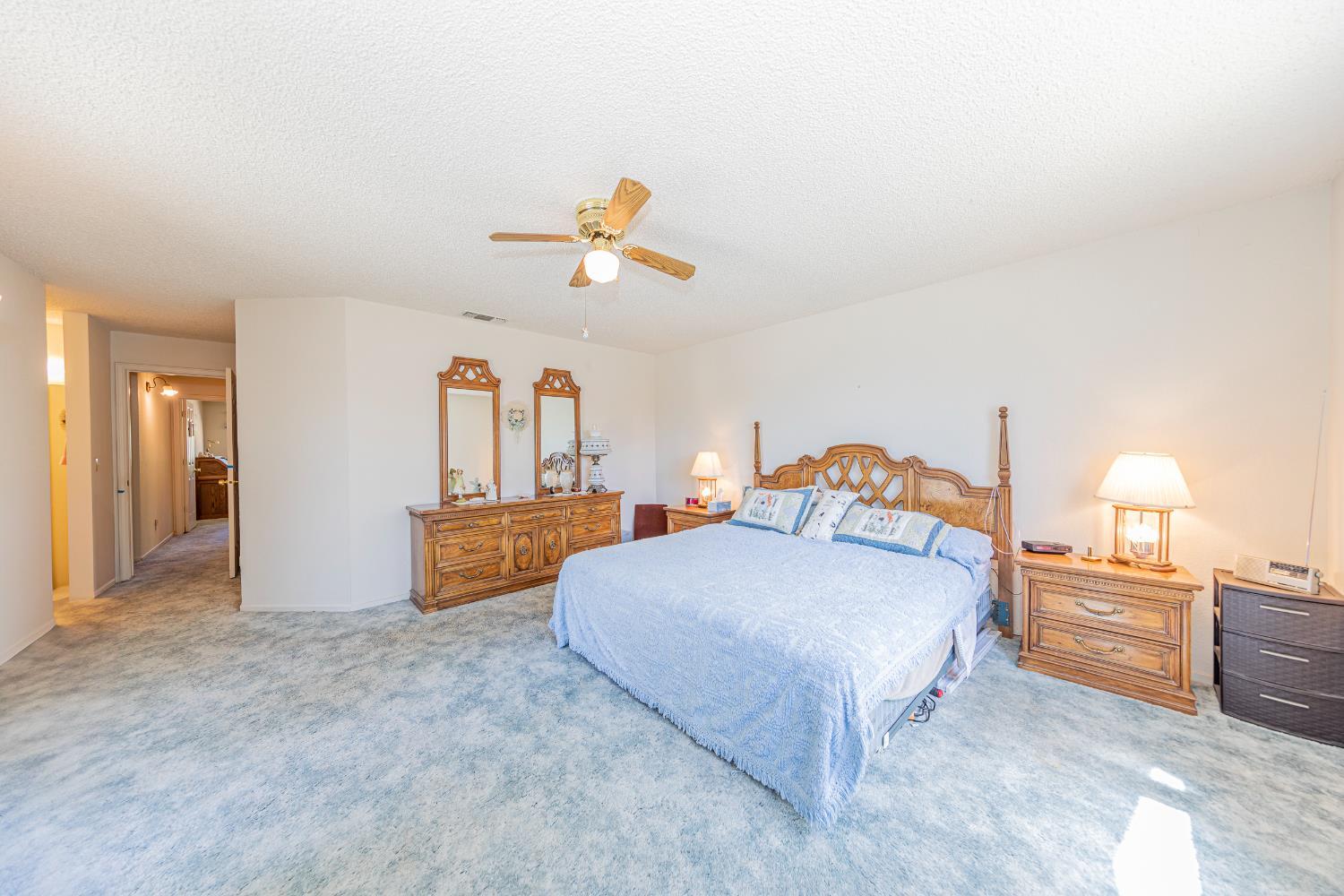 Oakhurst, California, 93644, United States, 4 Bedrooms Bedrooms, ,3 BathroomsBathrooms,Residential,For Sale,1974250