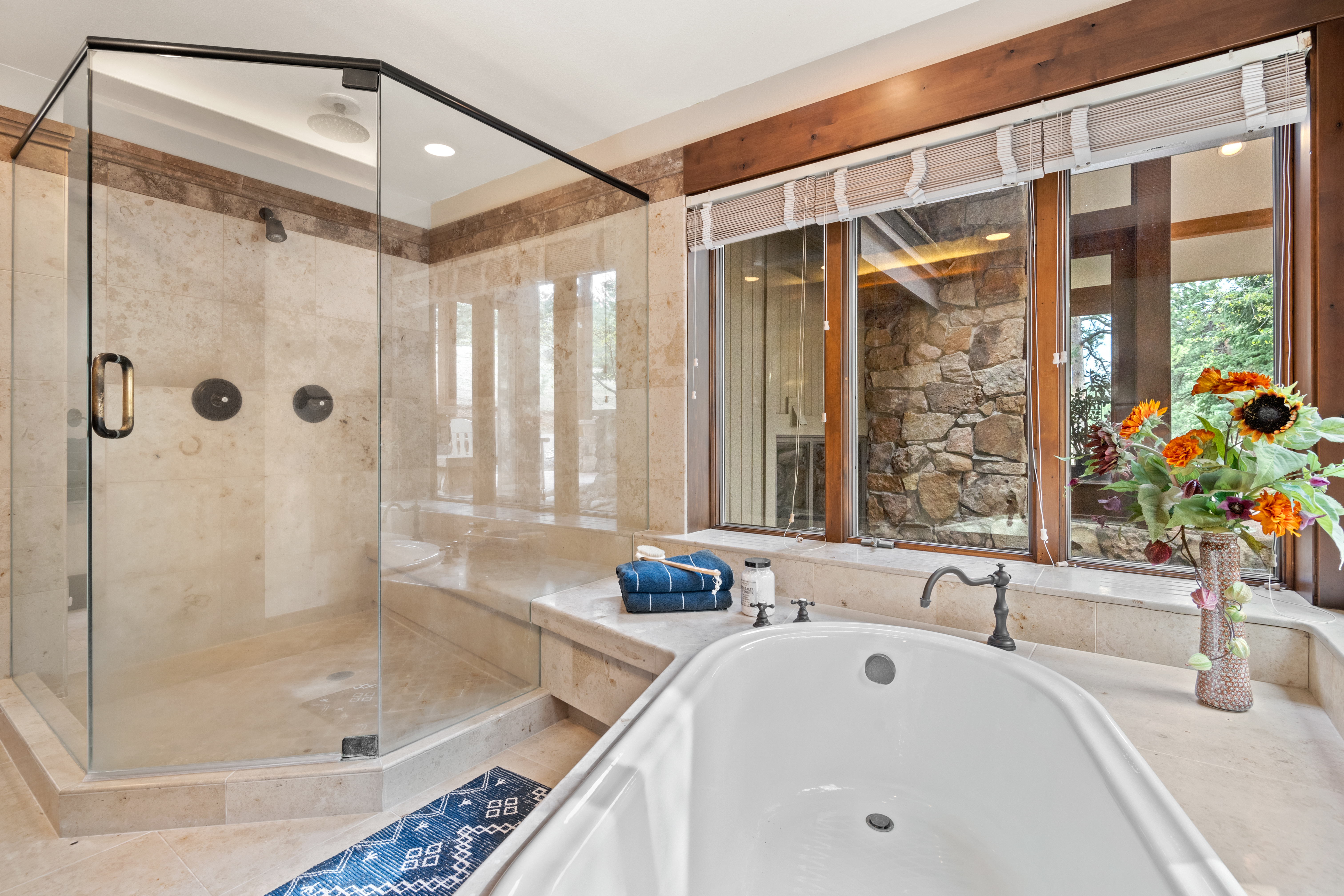  Exceptional Mountain Estate - 物件實景