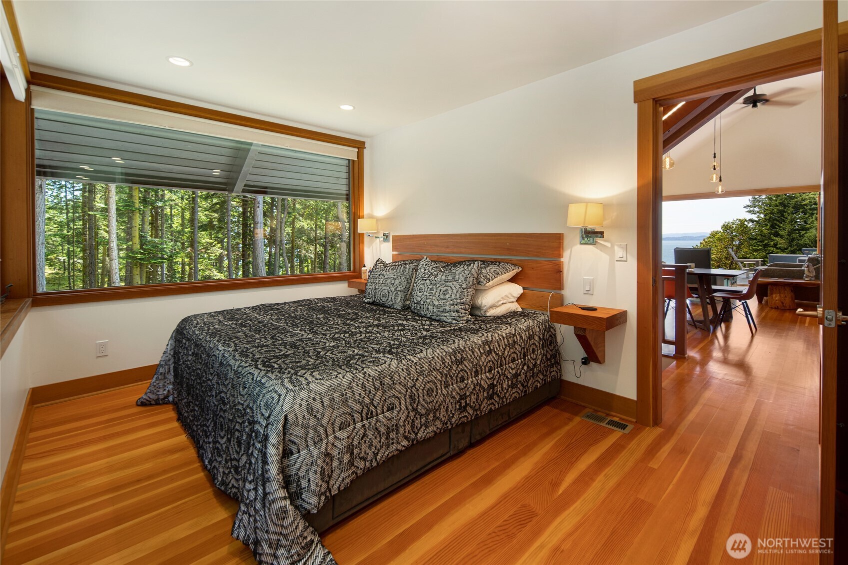 Friday Harbor, Washington, 98250, United States, 2 Bedrooms Bedrooms, ,2 BathroomsBathrooms,Residential,For Sale,1850093