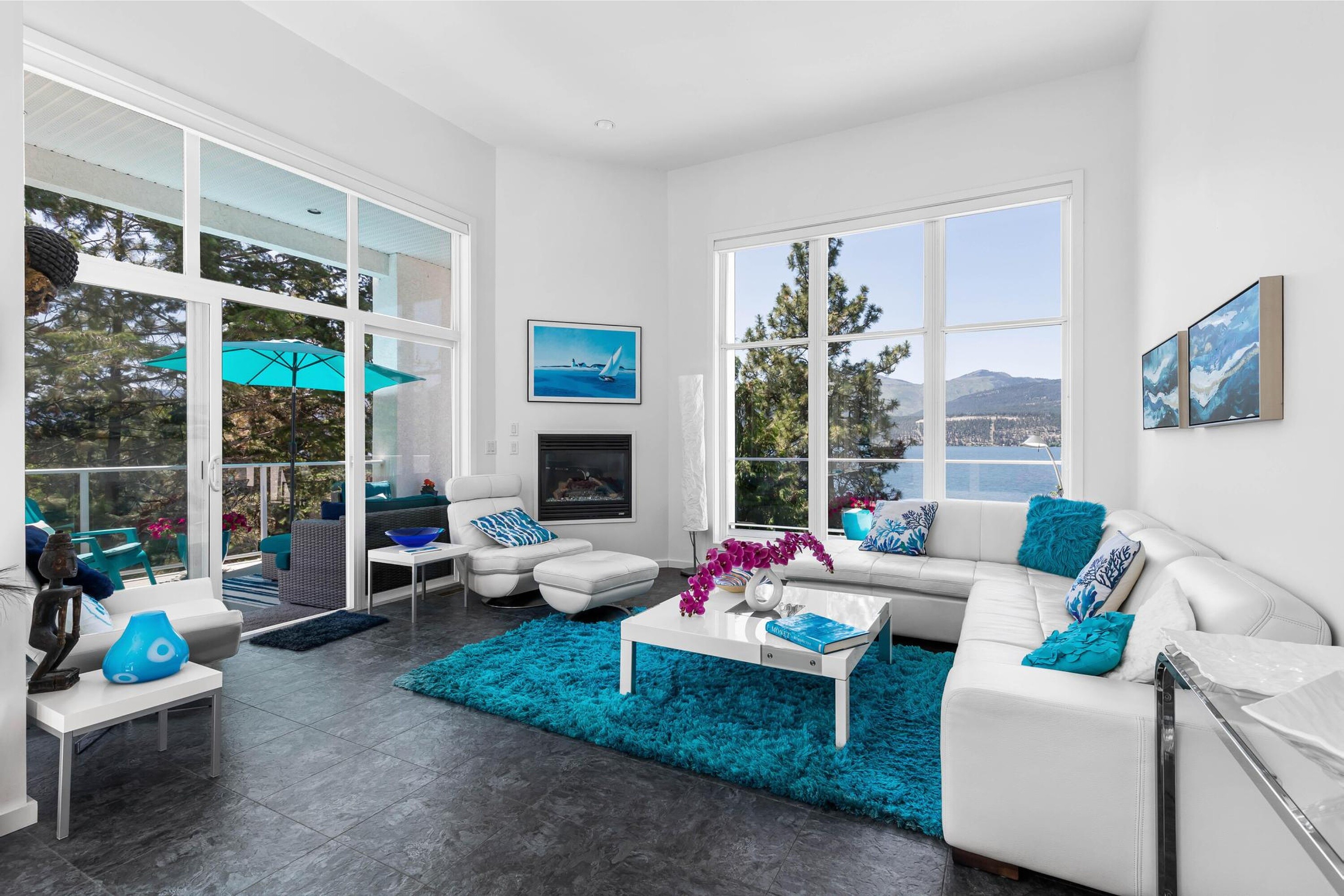  Modern Lakeshore Home - 物件實景