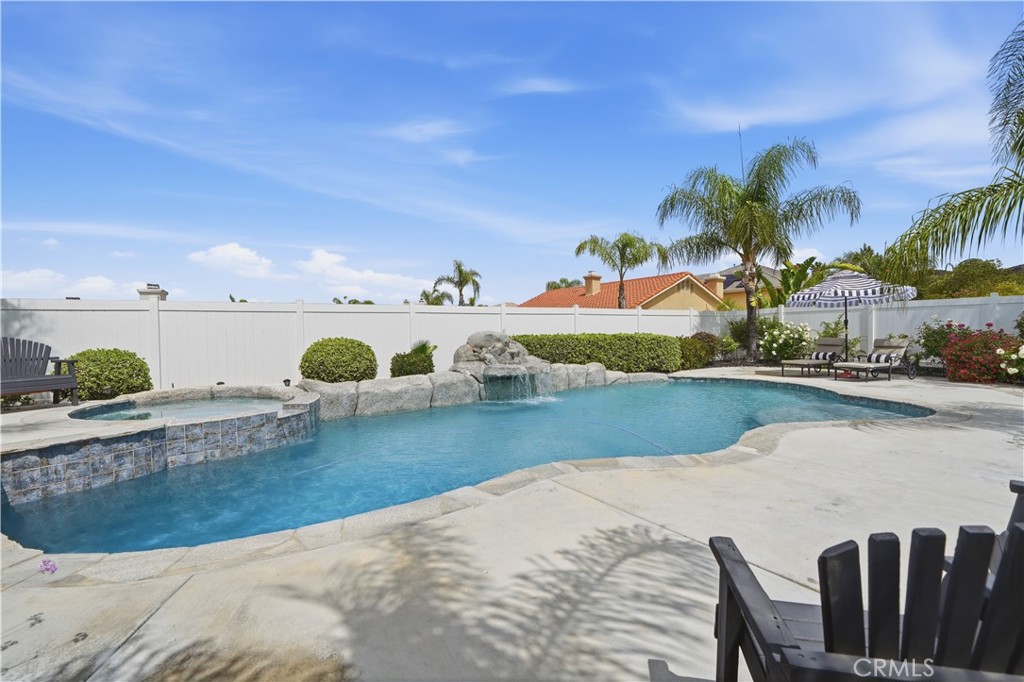 Murrieta, California, 92562, United States, 5 Bedrooms Bedrooms, ,4 BathroomsBathrooms,Residential,For Sale,2049135
