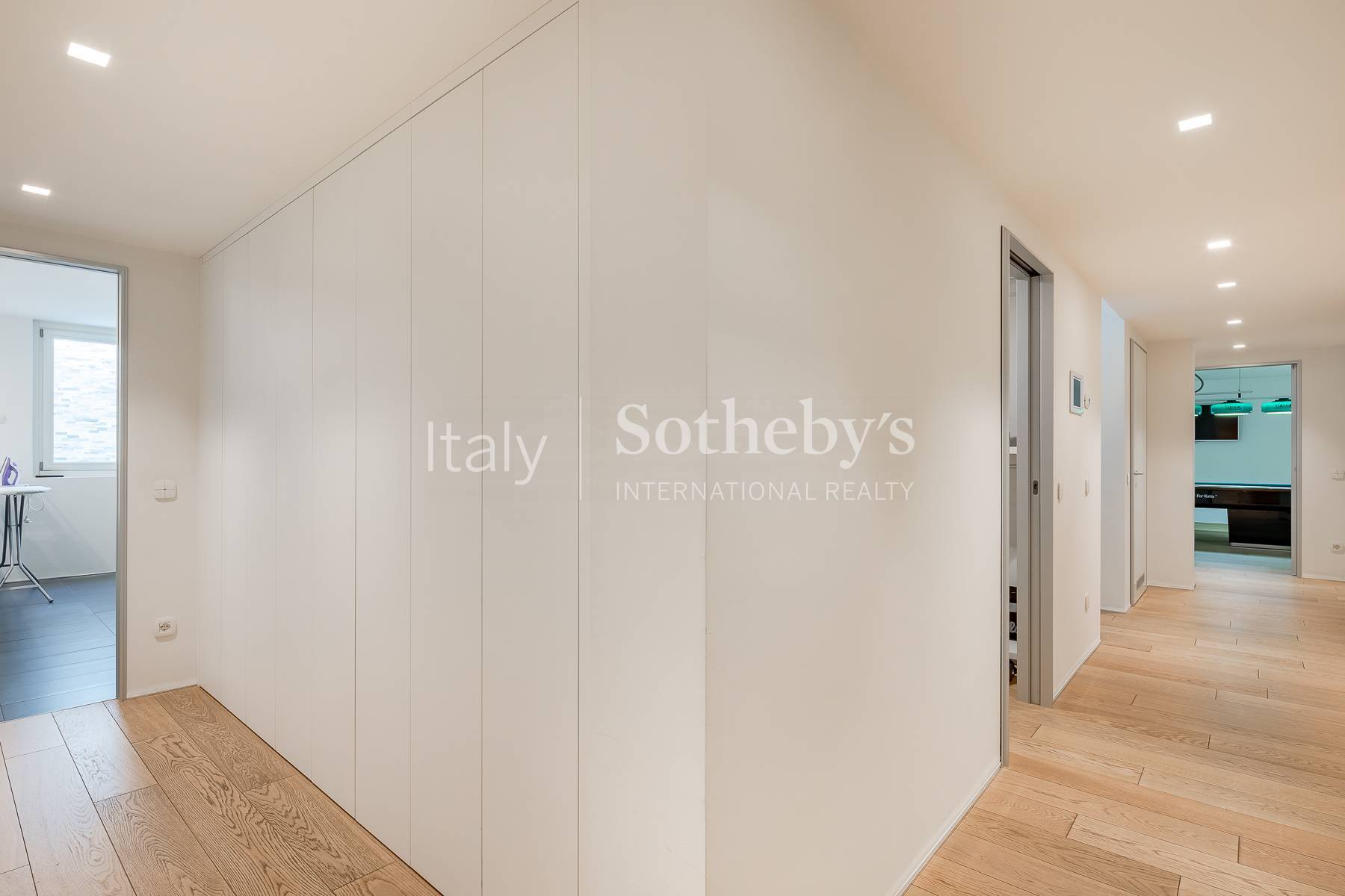  Elegant minimalist high-tech and energy efficient villa - 物件實景