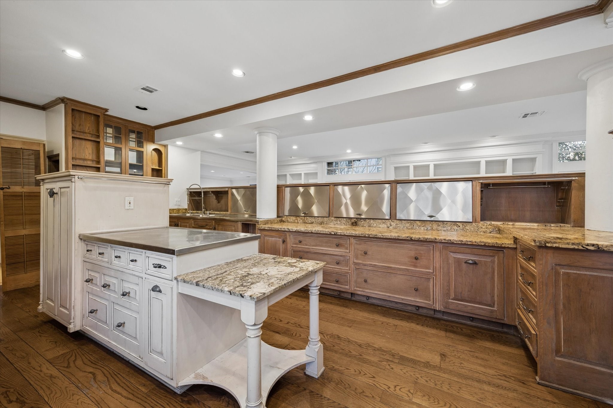  3020 San Felipe Street - 物件實景