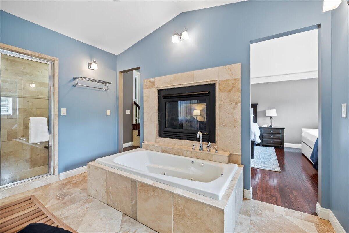 Columbus, Ohio, 43206, United States, 3 Bedrooms Bedrooms, ,4 BathroomsBathrooms,Residential,For Sale,1979603