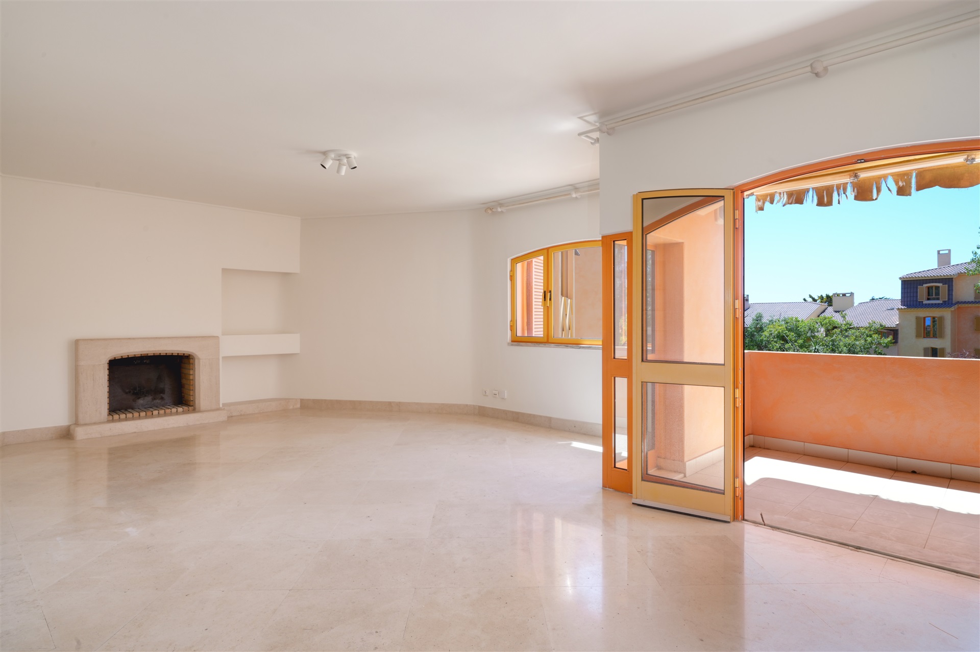  Flat, 3 bedrooms, for Sale - 物件實景