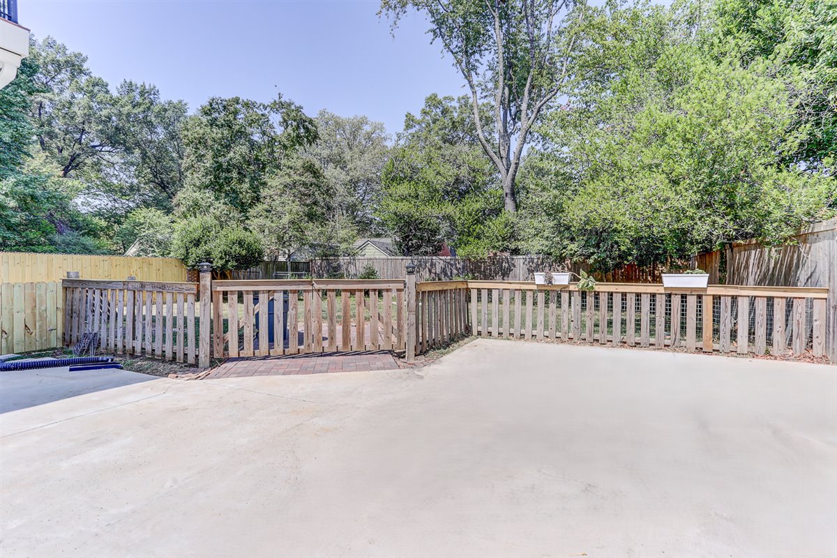 Memphis, Tennessee, 38111, United States, 4 Bedrooms Bedrooms, ,3 BathroomsBathrooms,Residential,For Sale,1974994