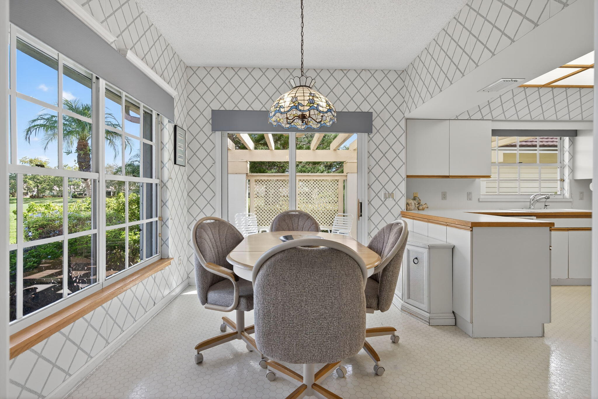 Stuart, Florida, 34997, United States, 3 Bedrooms Bedrooms, ,2 BathroomsBathrooms,Residential,For Sale,1954563