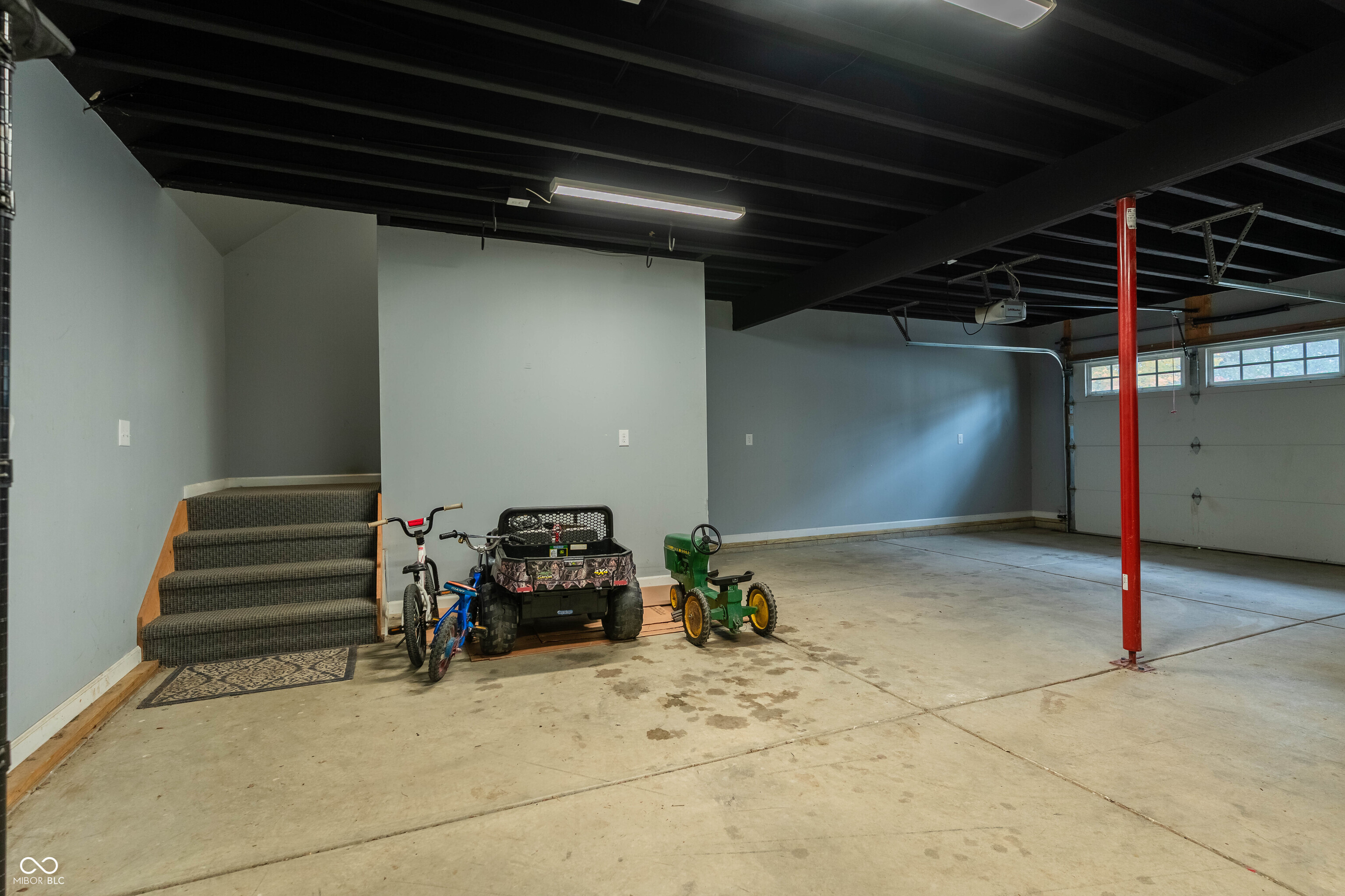 Indianapolis, Indiana, 46268, United States, 4 Bedrooms Bedrooms, ,2 BathroomsBathrooms,Residential,For Sale,1981741