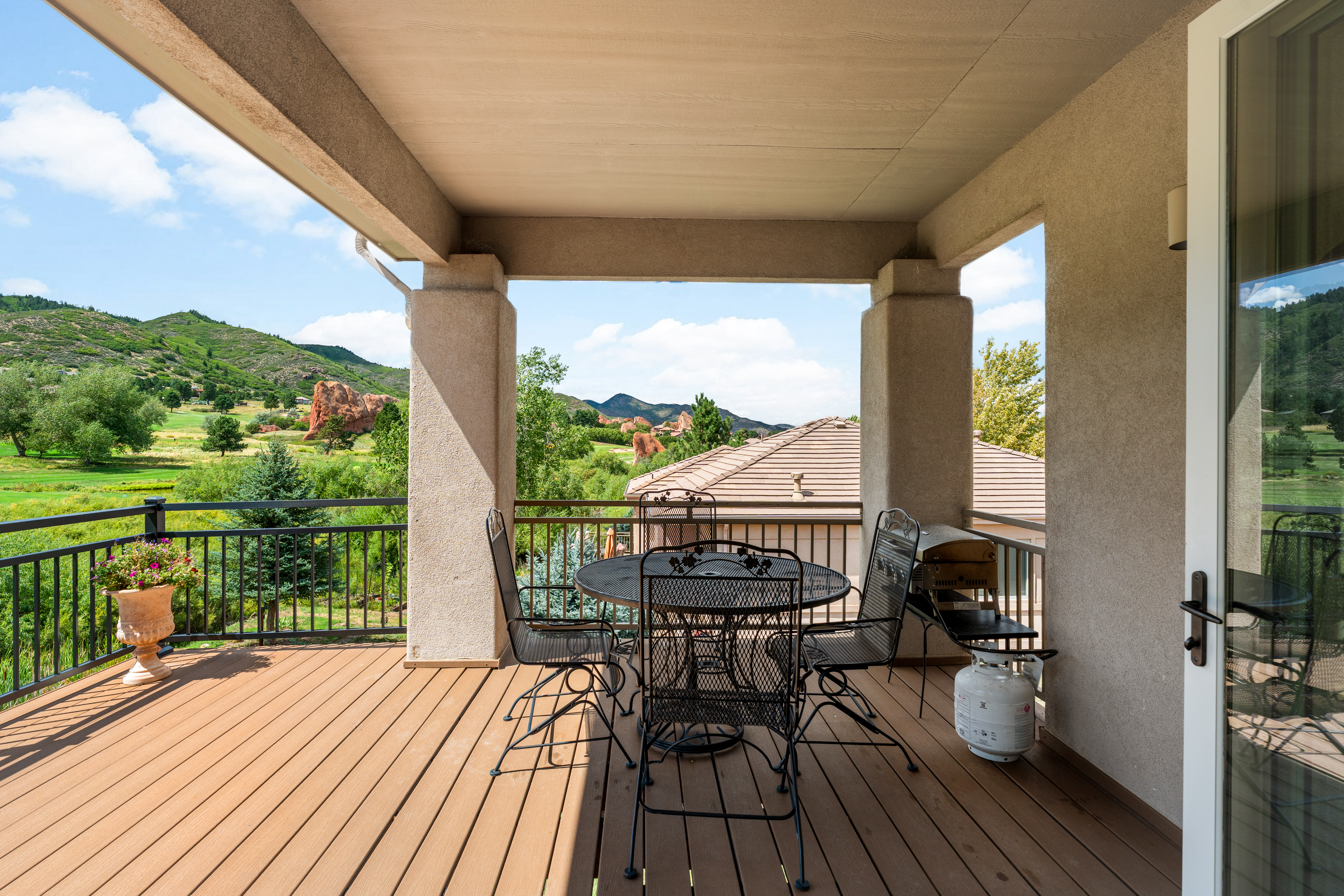  Beautifully maintained ranch home sits on award-winning arrowhead golf course - 物件實景