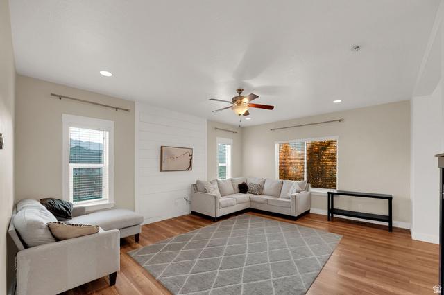 Eagle Mountain, Utah, 84005, United States, 4 Bedrooms Bedrooms, ,4 BathroomsBathrooms,Residential,For Sale,1990385