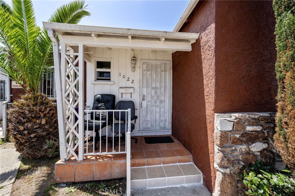 Los Angeles, California, 90044, United States, 3 Bedrooms Bedrooms, ,1 BathroomBathrooms,Residential,For Sale,1937466