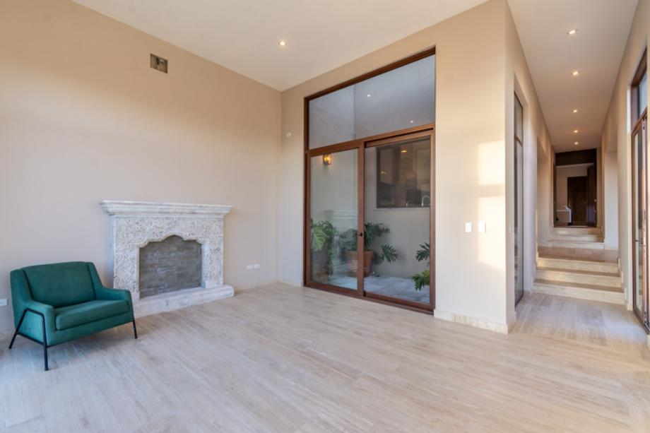 San Miguel de Allende, Guanajuato, 37797, Mexico, 4 Bedrooms Bedrooms, ,4 BathroomsBathrooms,Residential,For Sale,1695474