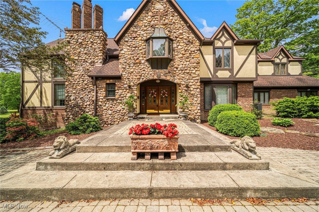 Orwell, Ohio, 44076, United States, 4 Bedrooms Bedrooms, ,6 BathroomsBathrooms,Residential,For Sale,1975661