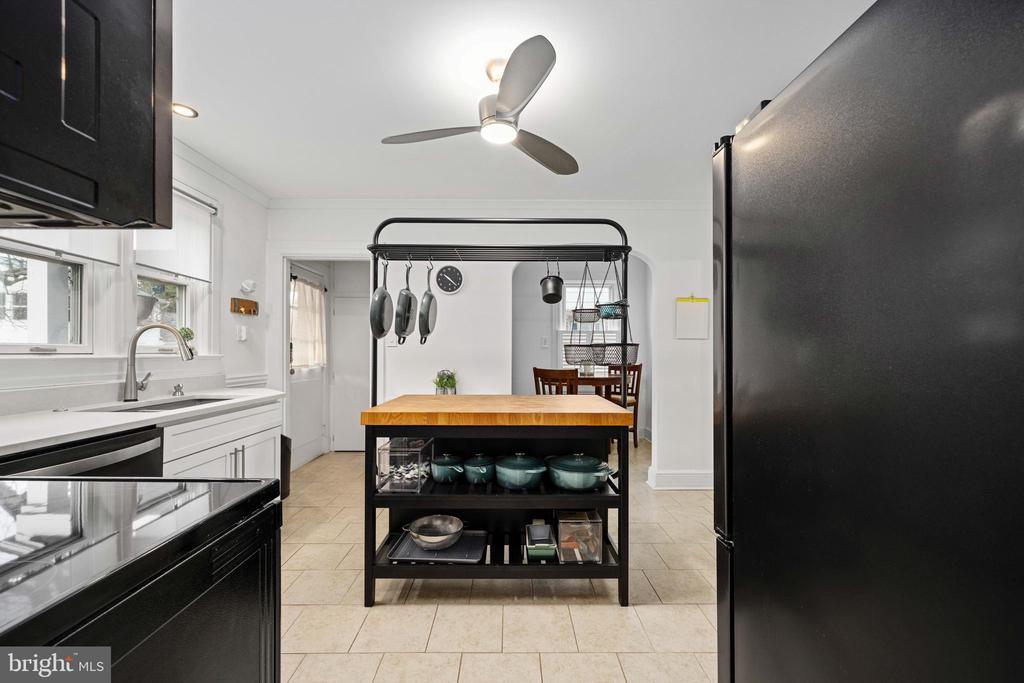 Fredericksburg, Virginia, 22401, United States, 3 Bedrooms Bedrooms, ,3 BathroomsBathrooms,Residential,For Sale,1993383