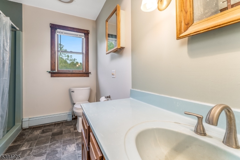 Holland Twp., New Jersey, 08848, United States, 3 Bedrooms Bedrooms, ,3 BathroomsBathrooms,Residential,For Sale,1949740