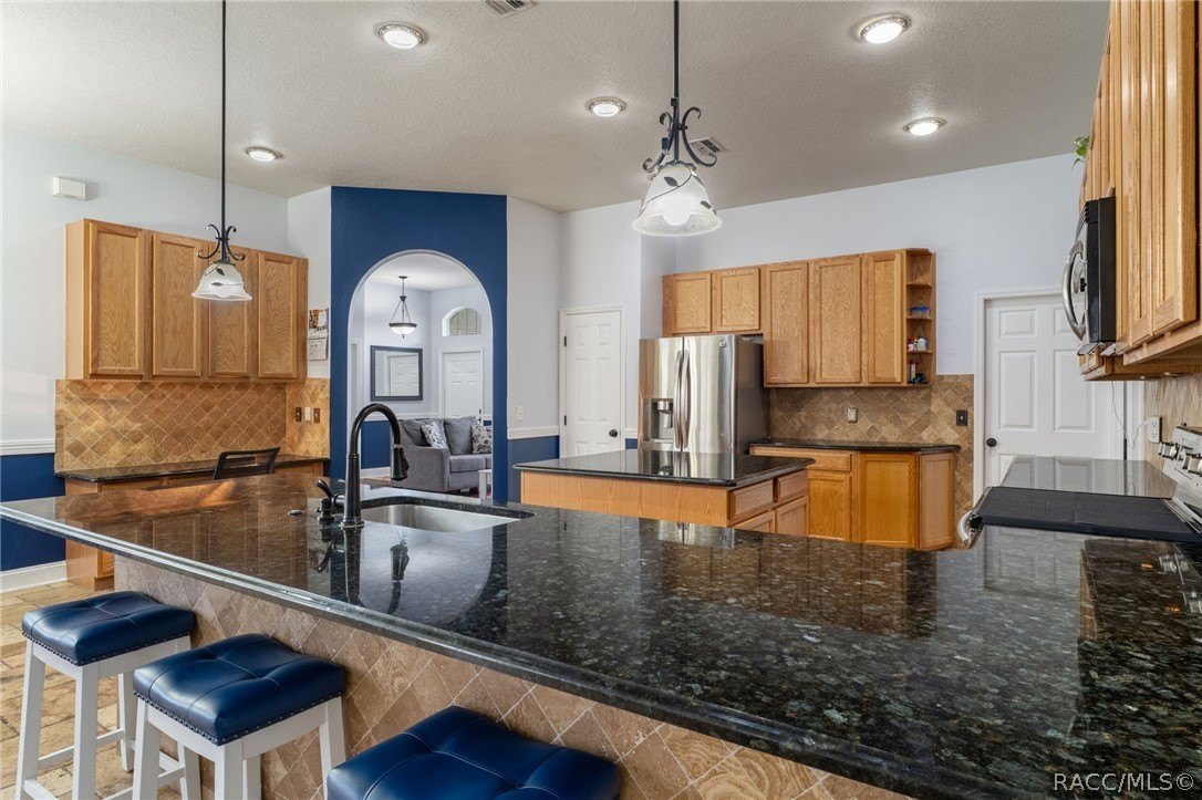 Homosassa, Florida, 34446, United States, 4 Bedrooms Bedrooms, ,3 BathroomsBathrooms,Residential,For Sale,2018263