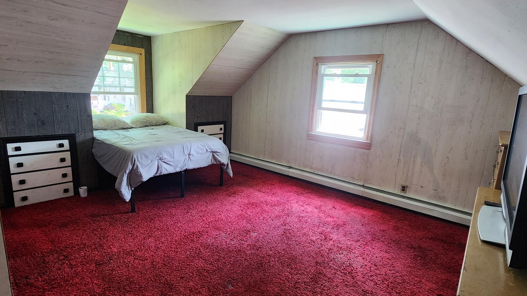 Malverne, New York, 11565, United States, 4 Bedrooms Bedrooms, ,2 BathroomsBathrooms,Residential,For Sale,1907627