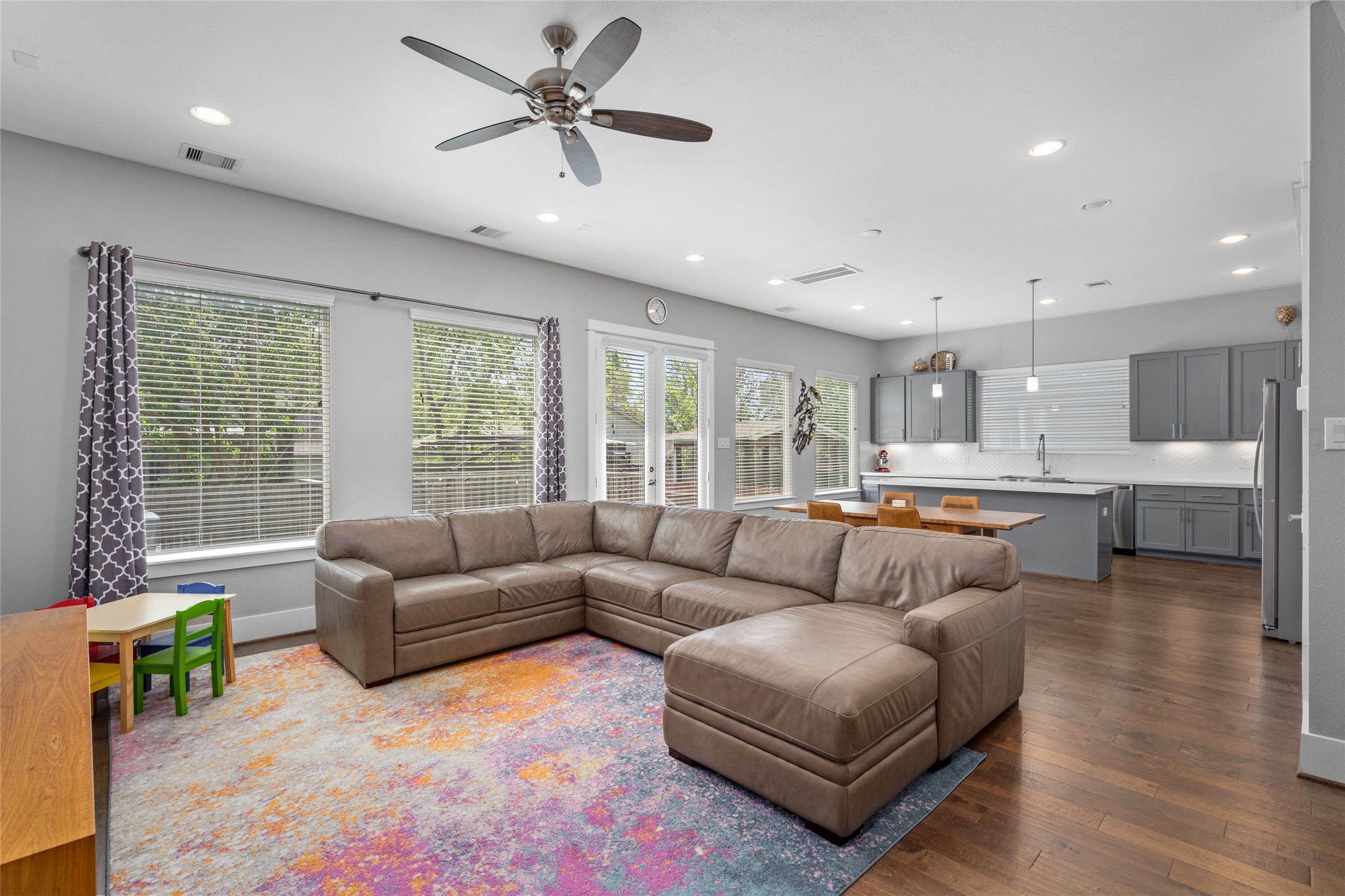  427 Yale Oaks Lane - 物件實景