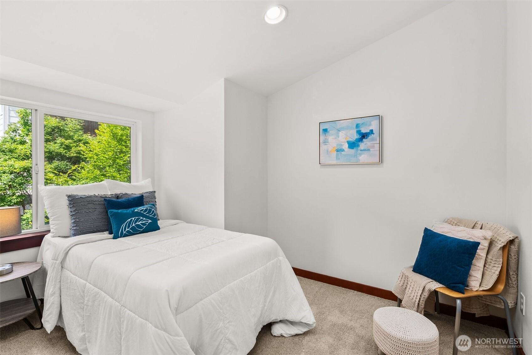SEATTLE, Washington, 98105, United States, 3 Bedrooms Bedrooms, ,3 BathroomsBathrooms,Residential,For Sale,1875304