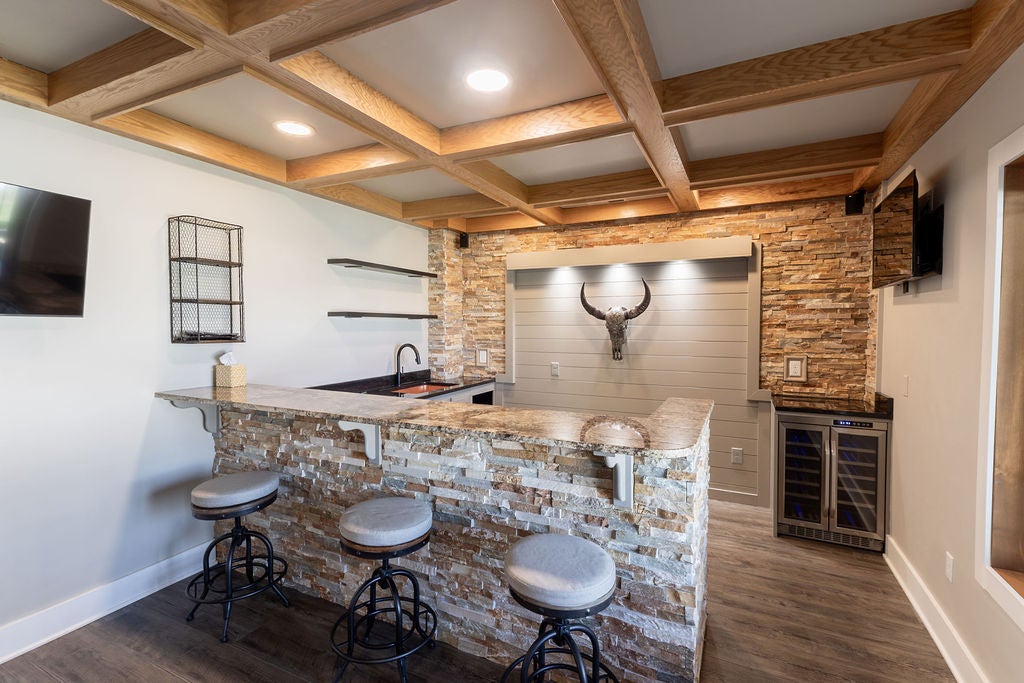 Billings, Montana, 59101, United States, 6 Bedrooms Bedrooms, ,4 BathroomsBathrooms,Residential,For Sale,2049164