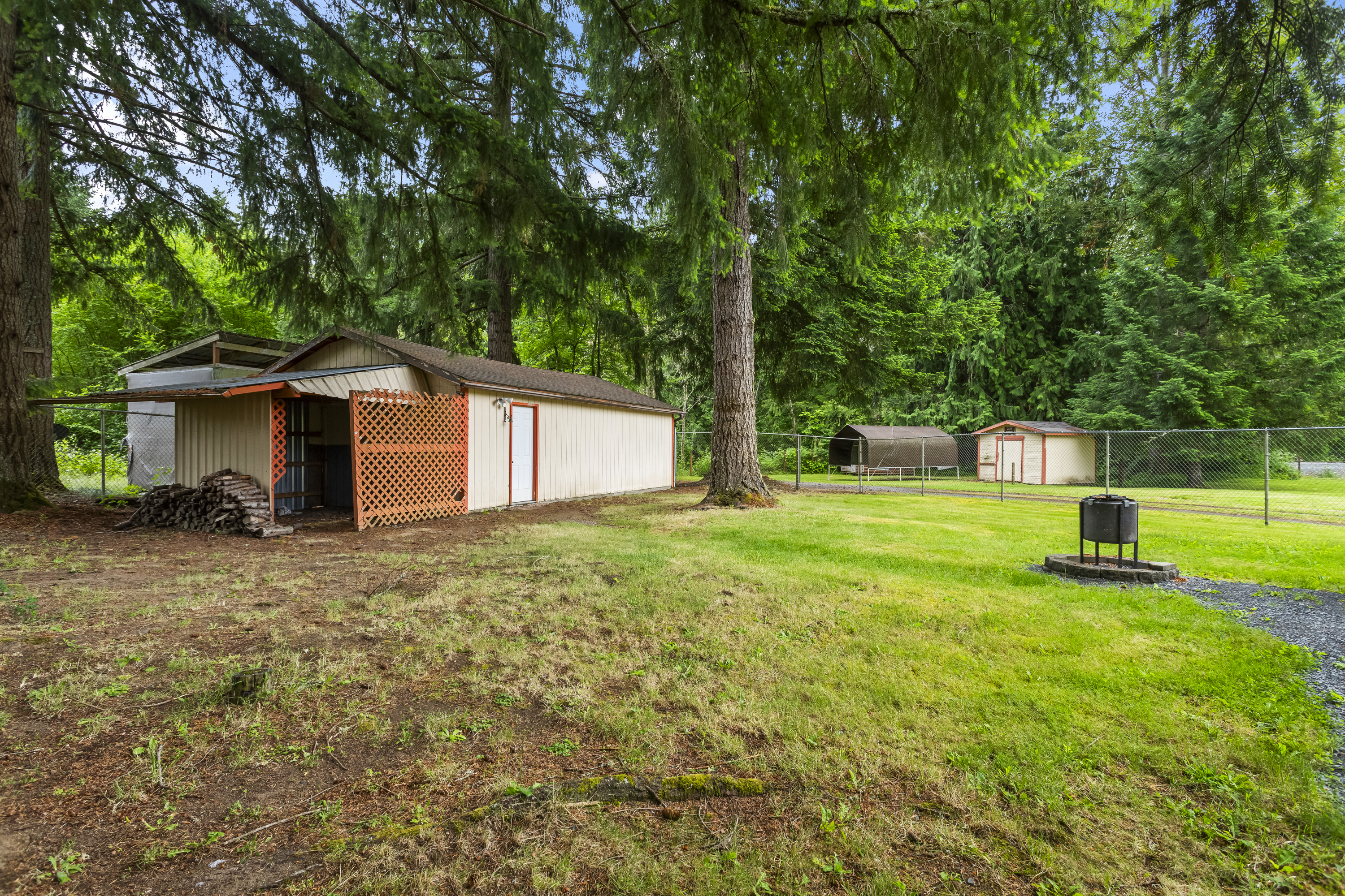  22204 State Route 706 E, Elbe, WA, 98330 - 物件實景