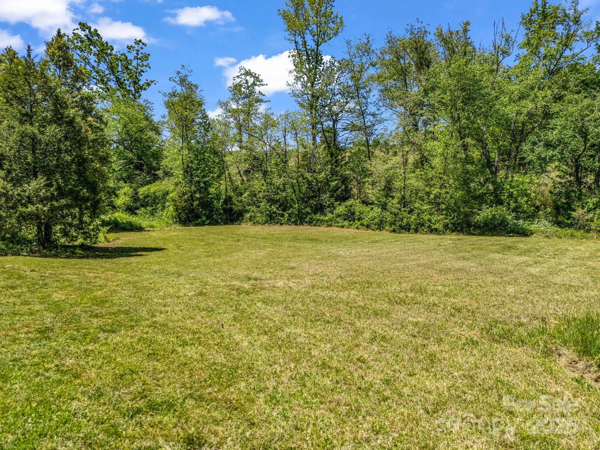 Lincolnton, North Carolina, 28092, United States, 3 Bedrooms Bedrooms, ,3 BathroomsBathrooms,Residential,For Sale,2005989