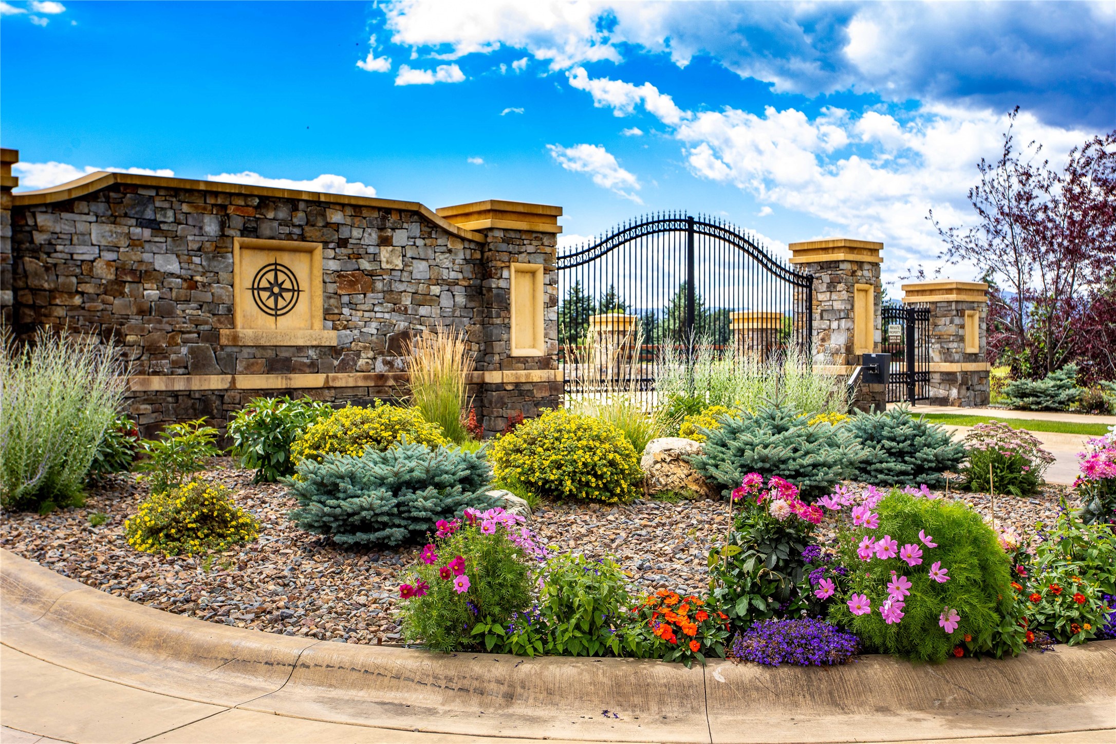  1001 Lake Pointe Drive - 物件實景