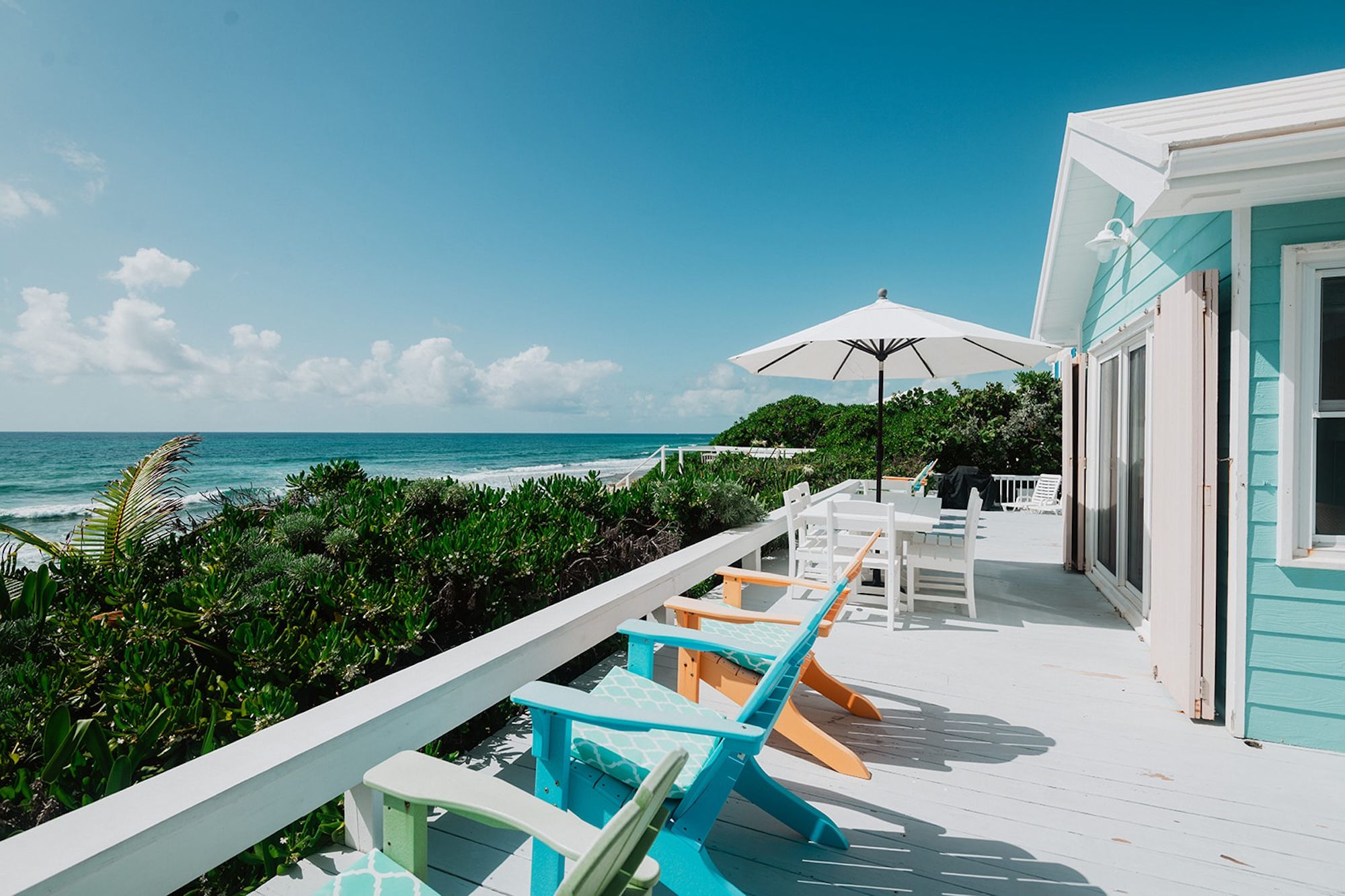  An Exceptional Oceanfront Opportunity - 物件實景