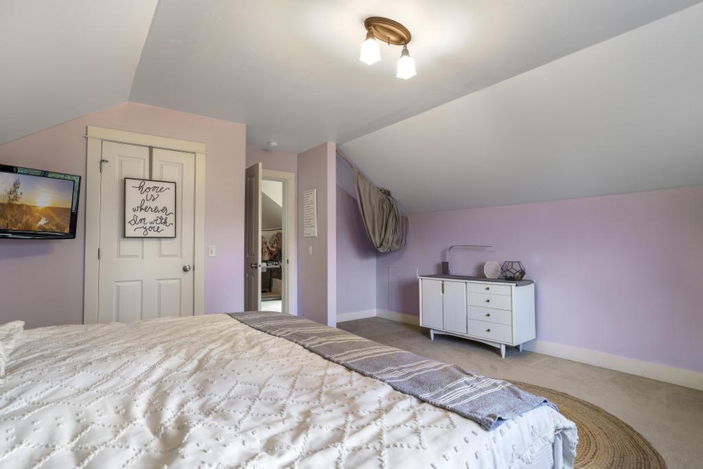 Bellevue, Idaho, 83313, United States, 4 Bedrooms Bedrooms, ,3 BathroomsBathrooms,Residential,For Sale,1989218