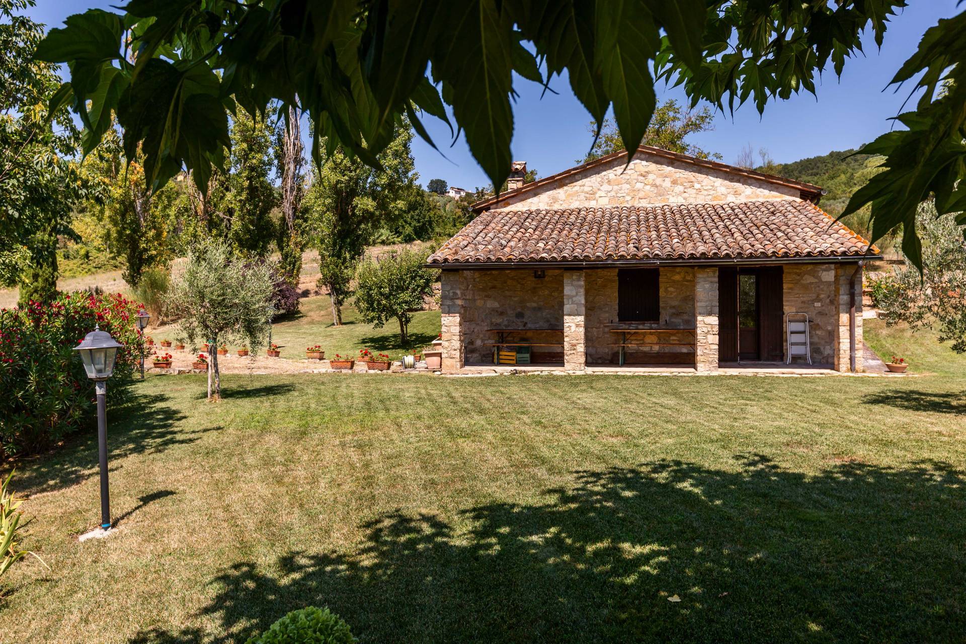 Localit? Porzone, Todi, Perugia, 06059, IT, 6 Bedrooms Bedrooms, ,6 BathroomsBathrooms,Residential,For Sale,Localit? Porzone,1586795