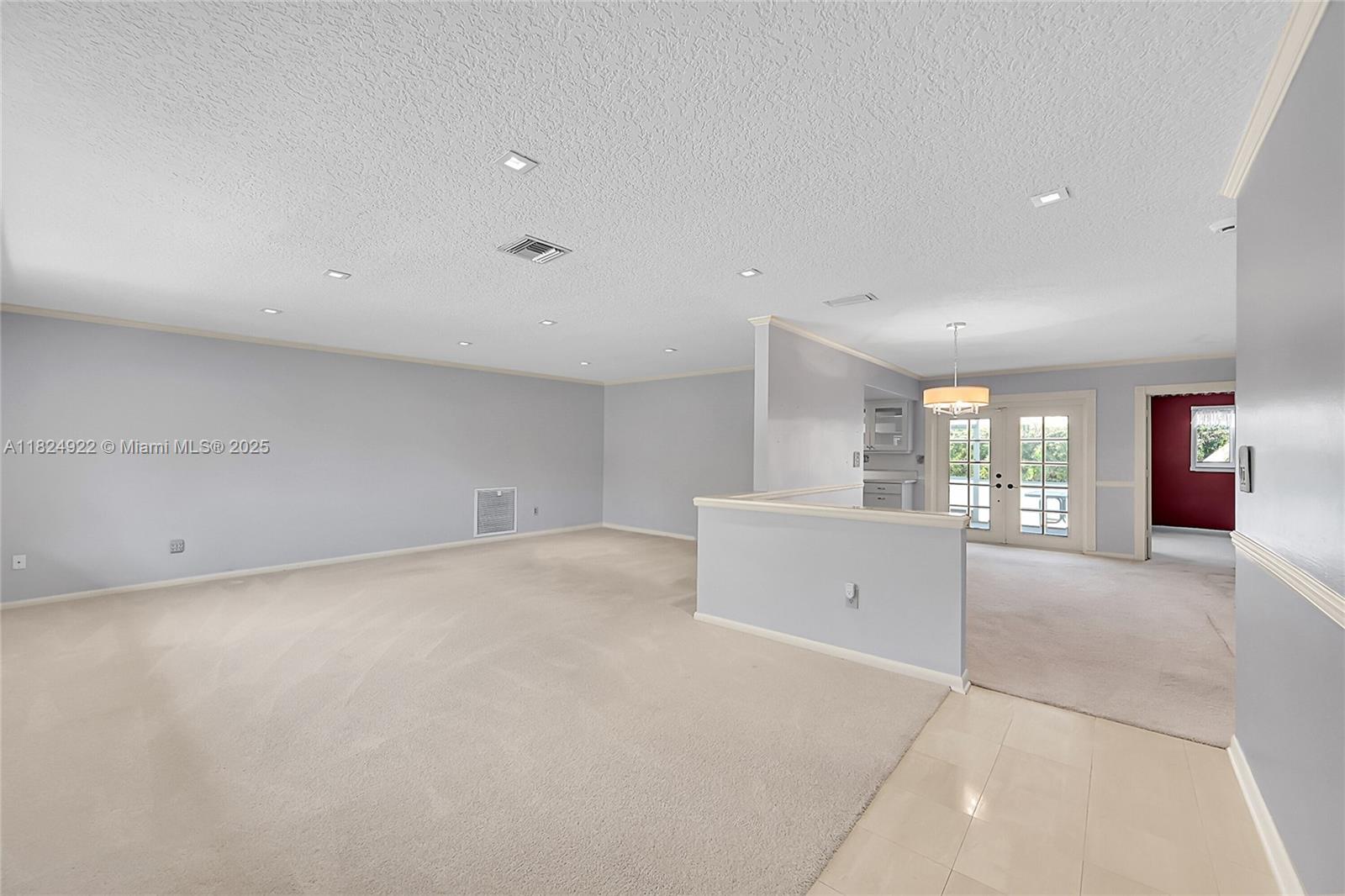 Coral Springs, Florida, 33065, United States, 4 Bedrooms Bedrooms, ,2 BathroomsBathrooms,Residential,For Sale,1866379