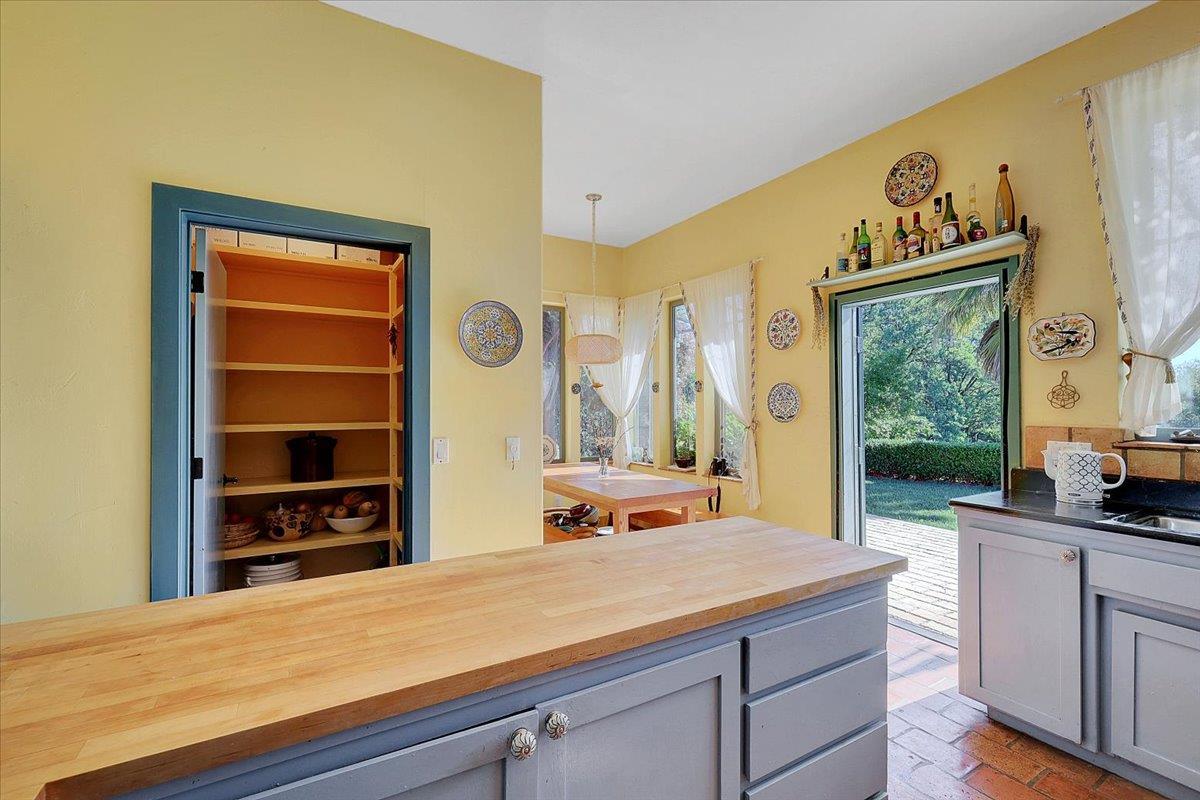 Oregon House, California, 95962, United States, 3 Bedrooms Bedrooms, ,3 BathroomsBathrooms,Residential,For Sale,2031122