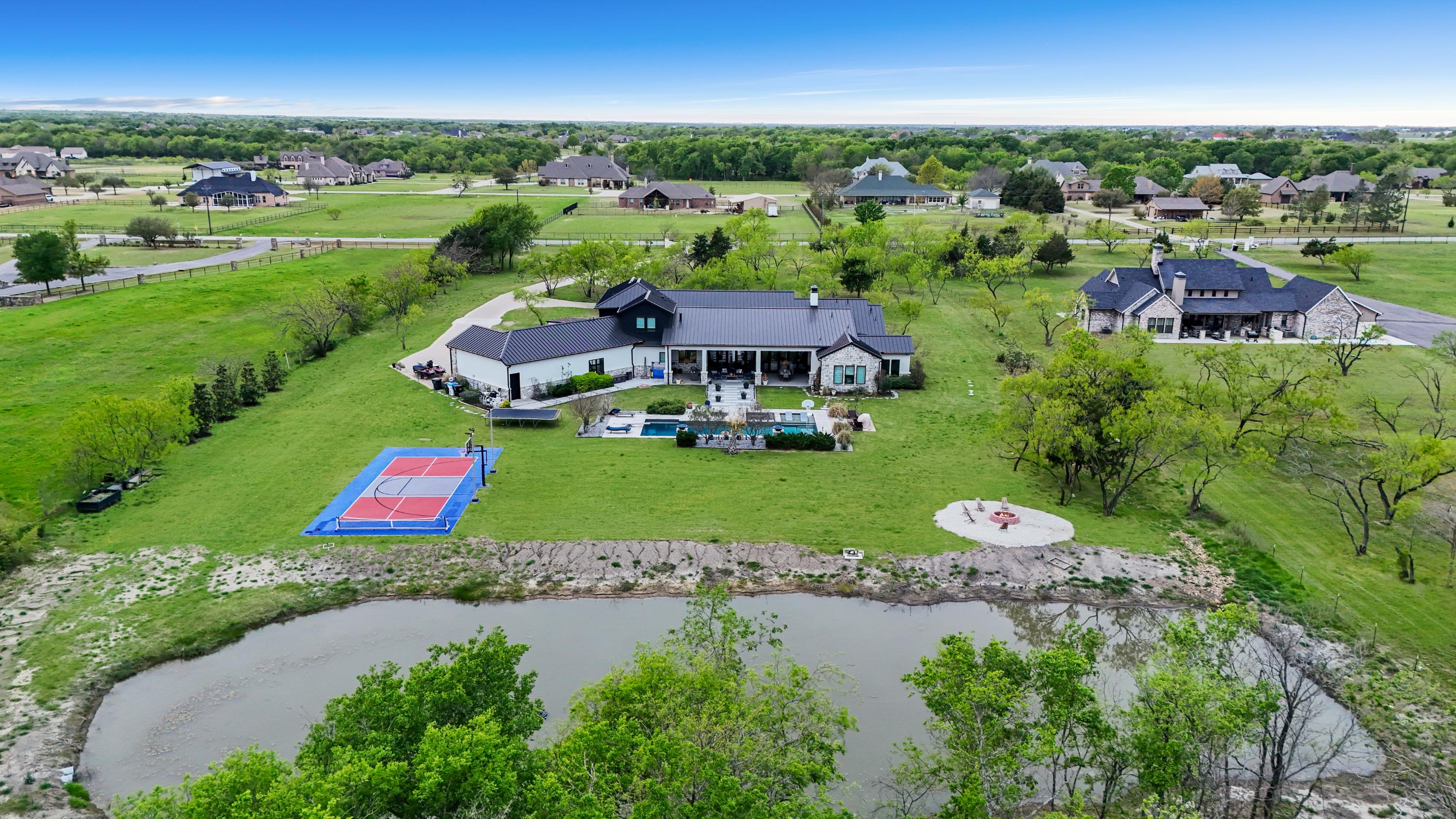  Luxury Gated Estate on 6.5 Acres with Resort-Style Amenities in Tacoma Ranch - 物件實景
